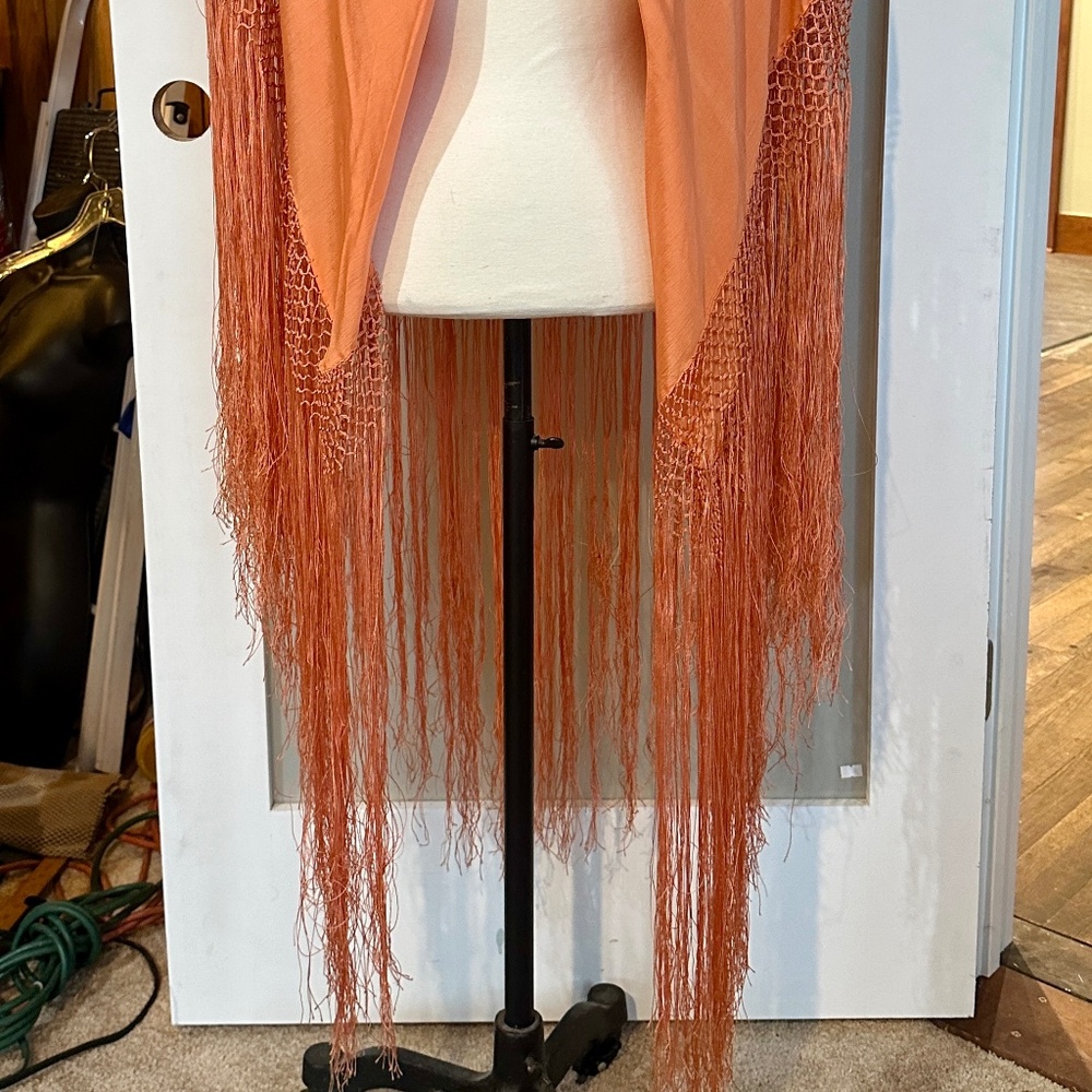 Vintage Piano Shawl Silk Coral Long Fringe Huge Square Shawl Wrap - Picture 9 of 10